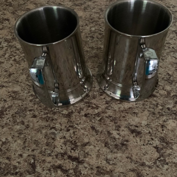 Set Of 2 Cuisinox Double Insulated Beer Mugs HOWLING WOLF BREWERY ROBERT LISA - Picture 3 of 9
